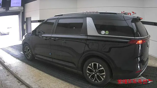 KIA CARNIVAL PRESTIGE 9 2022