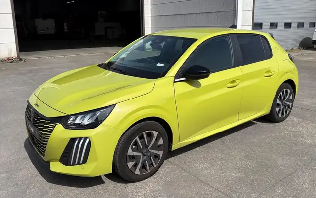 PEUGEOT 208 2025
