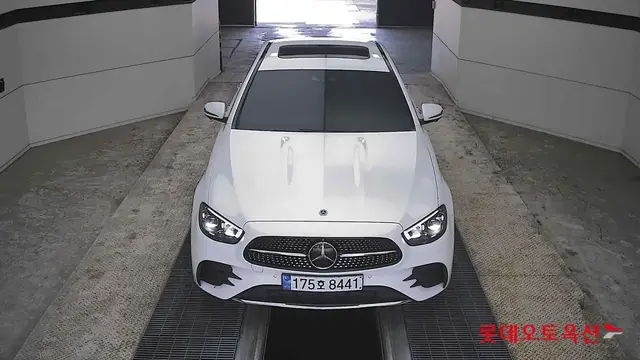 MERCEDES-BENZ E-CLASS BENZ E220D AMG LINE 2023