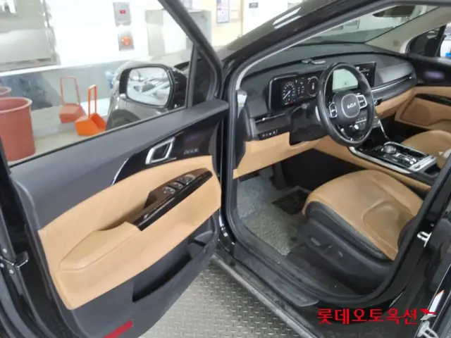 KIA CARNIVAL SIGNATURE 7 2021