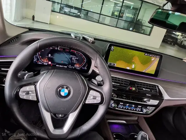 BMW 530I XDRIVE - 2021