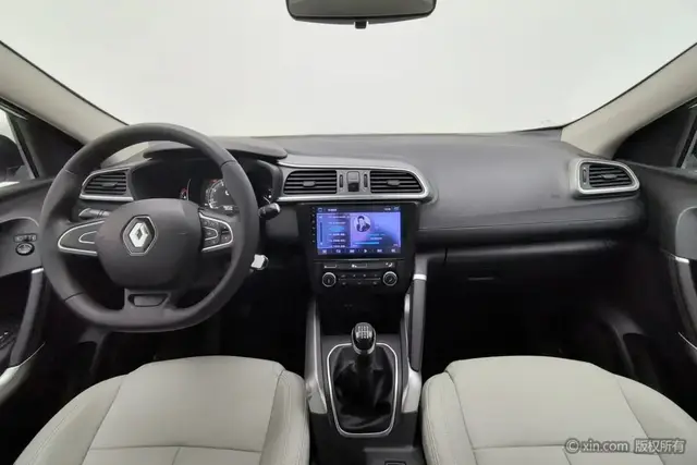 RENAULT KADJAR 2WD FASHION EDITION 2019