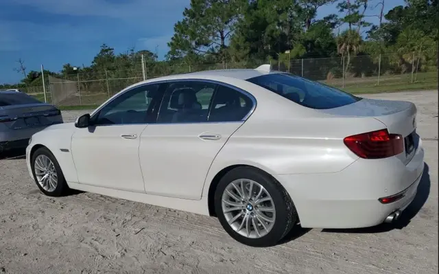 BMW 5 SERIES 2015