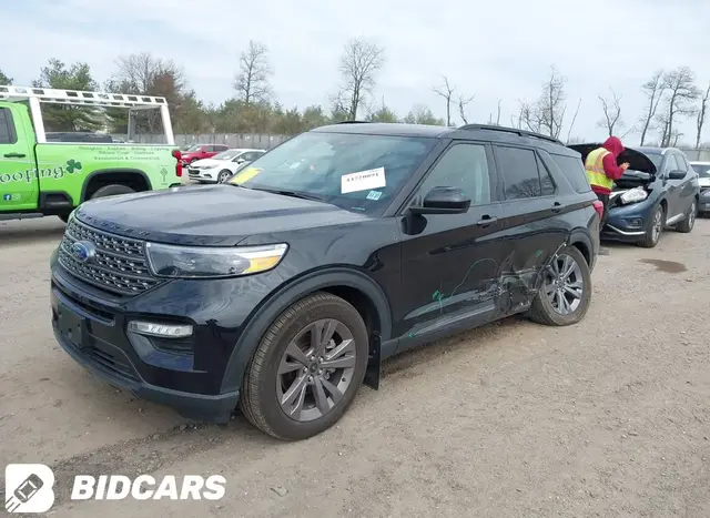 FORD EXPLORER XLT 2022