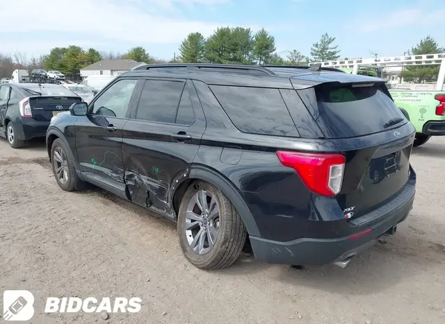 FORD EXPLORER XLT 2022