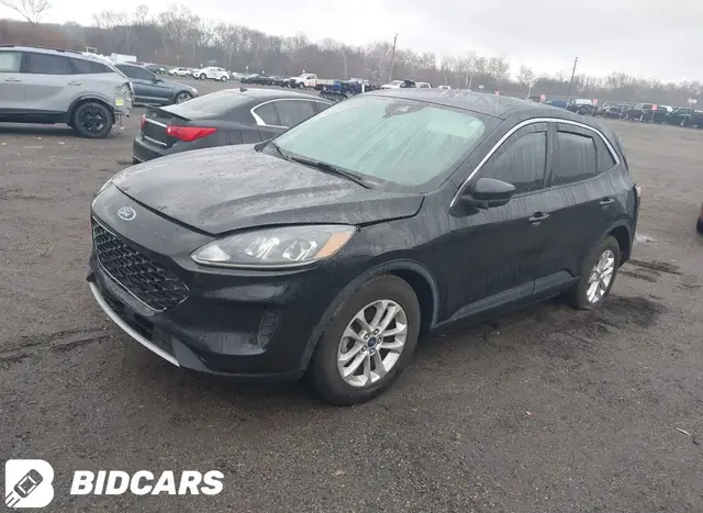 FORD ESCAPE SE 2020