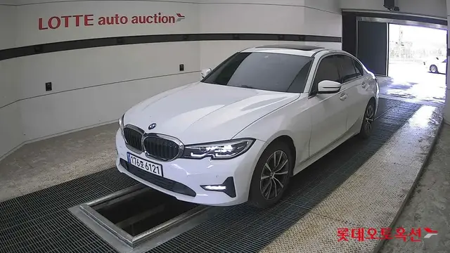 BMW 320I LUXURY 2022