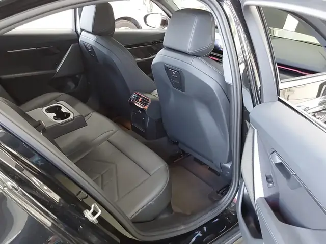 BMW 5 SERIES 2023