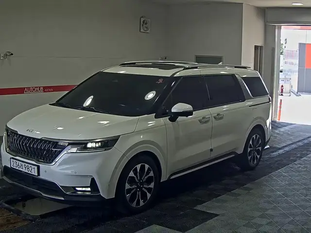 KIA CARNIVAL SIGNATURE 2022