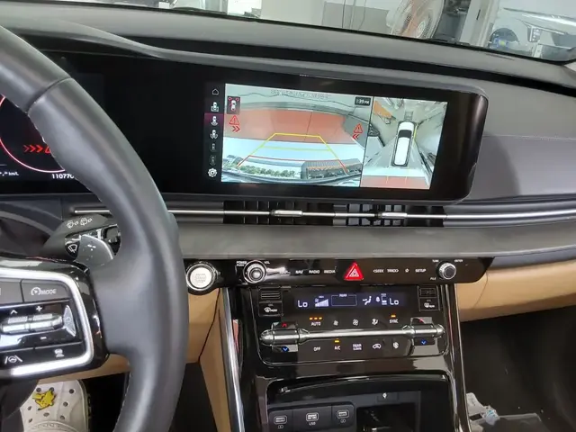 KIA CARNIVAL SIGNATURE 2022