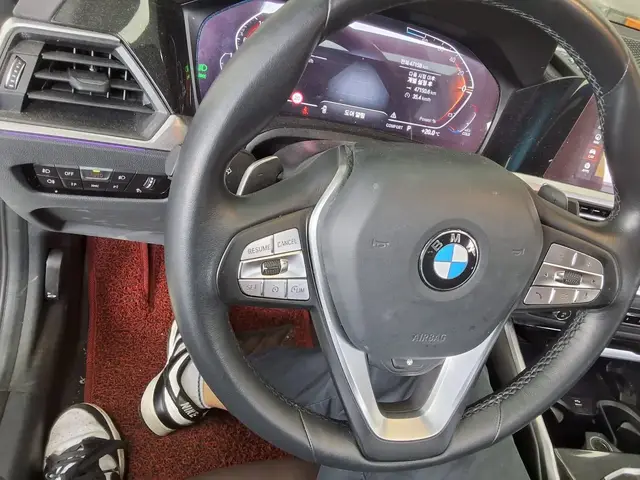 BMW 320D LUXURY 2022