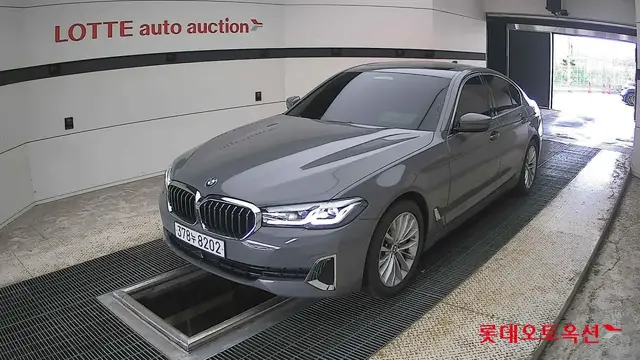 BMW 530I LUXURY 2021
