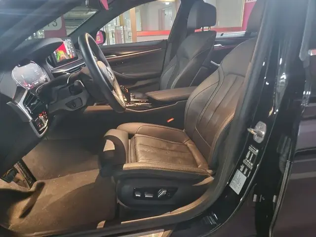 BMW 520I M SPORT 2023