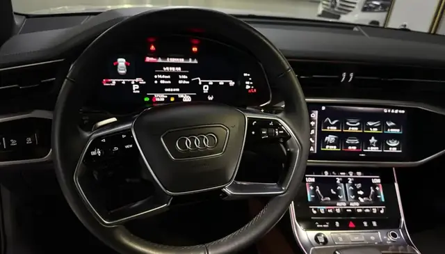 AUDI A6 2022