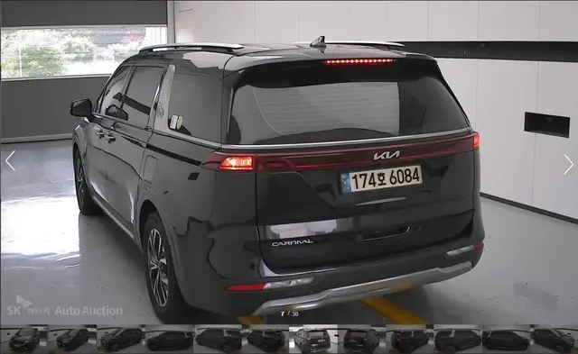 KIA CARNIVAL NOBLESSE 2023