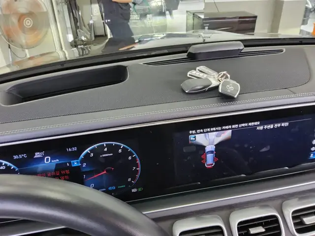 MERCEDES-BENZ GLE ПОДОГРЕВ И ВЕНТИЛЯЦИЯ И ПАМЯТЬ ПЕРЕДНИХ СИДЕНИЙ 2022