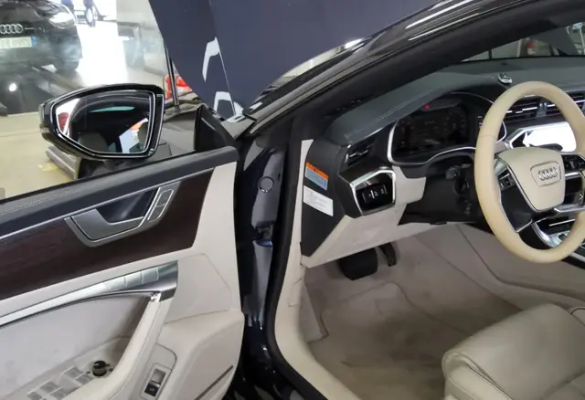 AUDI A7 QUATRO ПОДОГРЕВ И ВЕНТИЛЯЦИЯ И ПАМЯТЬ ПЕРЕДНИХ СИДЕНИЙ 2022