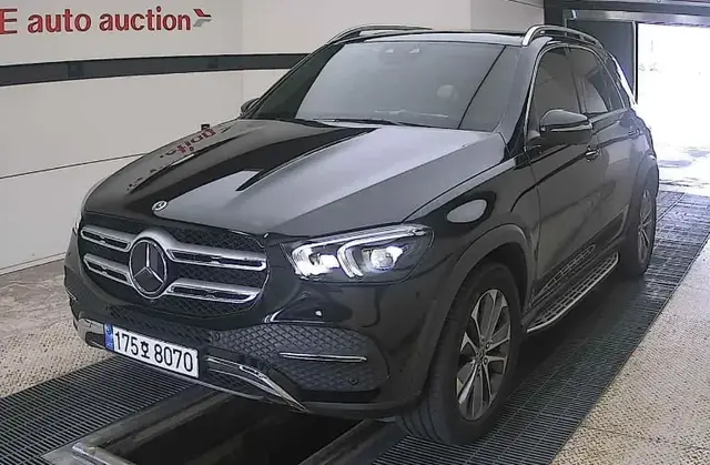 MERCEDES-BENZ GLE ПОДОГРЕВ ПЕРЕДНИХ И ЗАДНИХ СИДЕНИЙ И РУЛЯ 2023