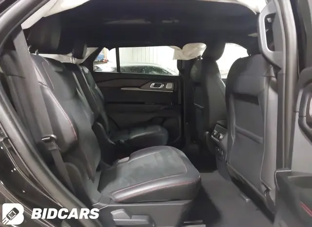 FORD EXPLORER ST 2025
