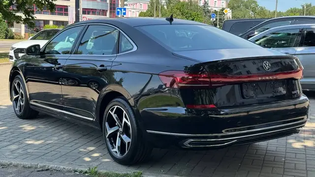 VOLKSWAGEN PASSAT OUTSTANDING 2024