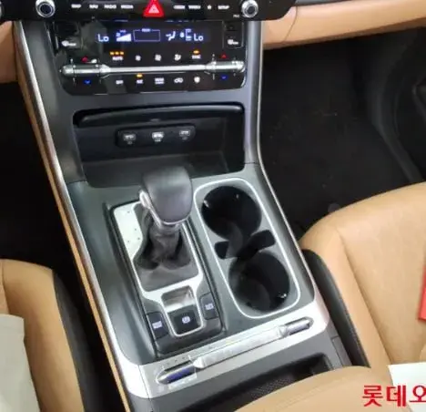 KIA CARNIVAL ПОДОГРЕВ И ВЕНТИЛЯЦИЯ ПЕРЕДНИХ СИДЕНИЙ 2022