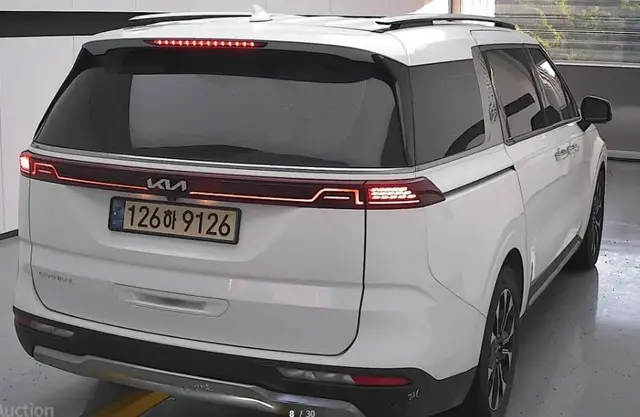 KIA CARNIVAL NOBLESSE 2022