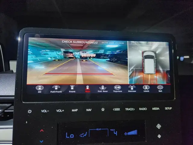 HYUNDAI STARIA LOUNGE 9 2022