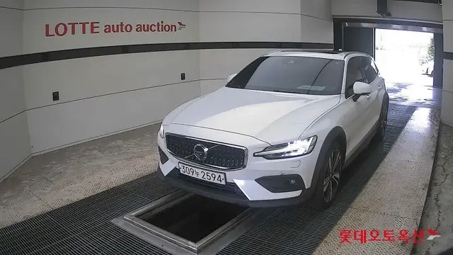 VOLVO V60 2020
