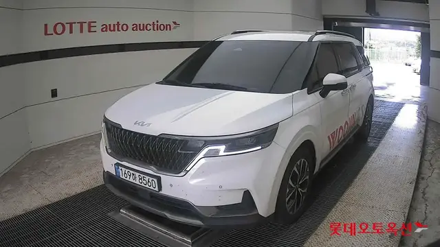 KIA CARNIVAL 2021