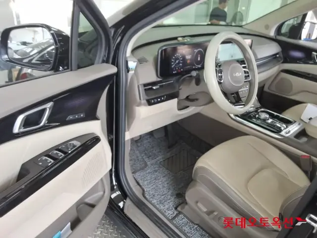 KIA CARNIVAL 2022