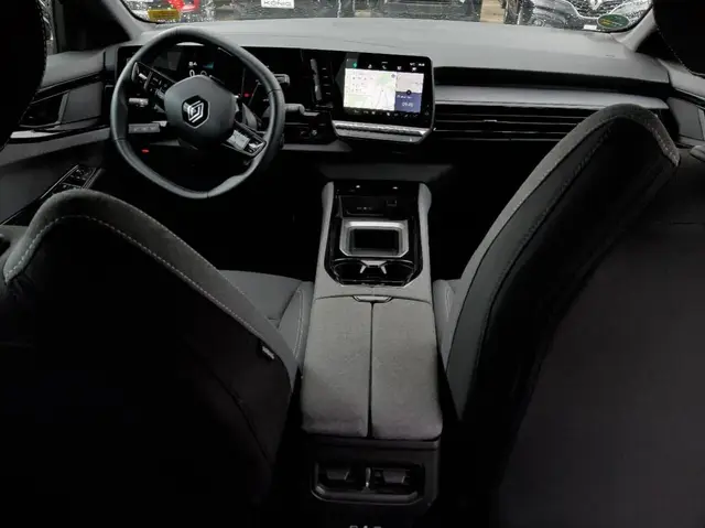 RENAULT AUSTRAL EVOLUTION 2024