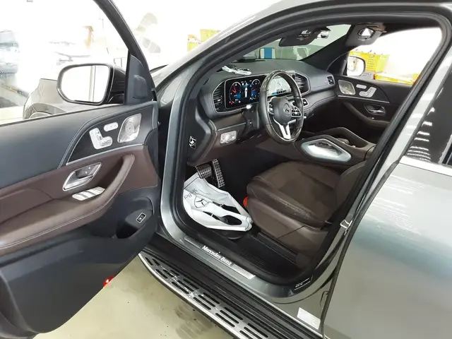 MERCEDES-BENZ GLS 400D 4MATIC 2022