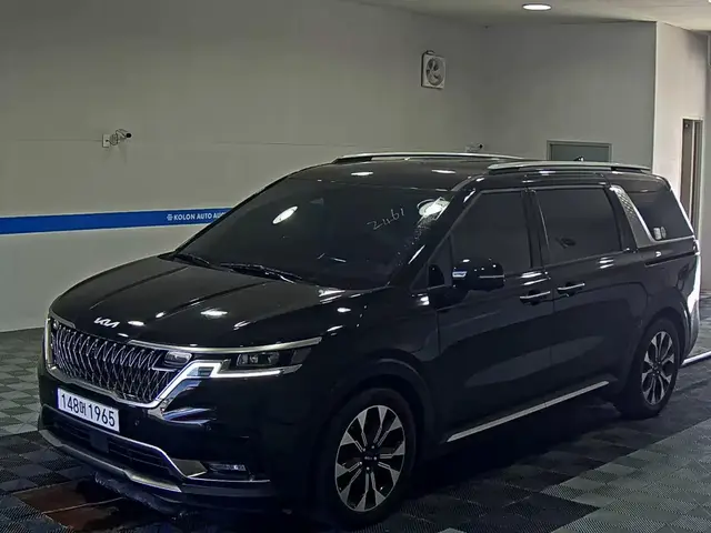 KIA CARNIVAL SIGNATURE 2022