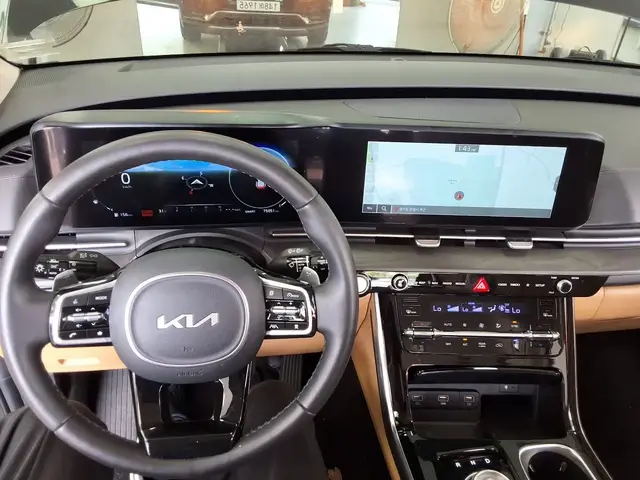 KIA CARNIVAL SIGNATURE 2022