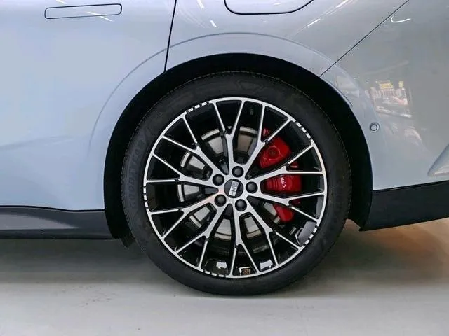 GEELY GALAXY E8 2025