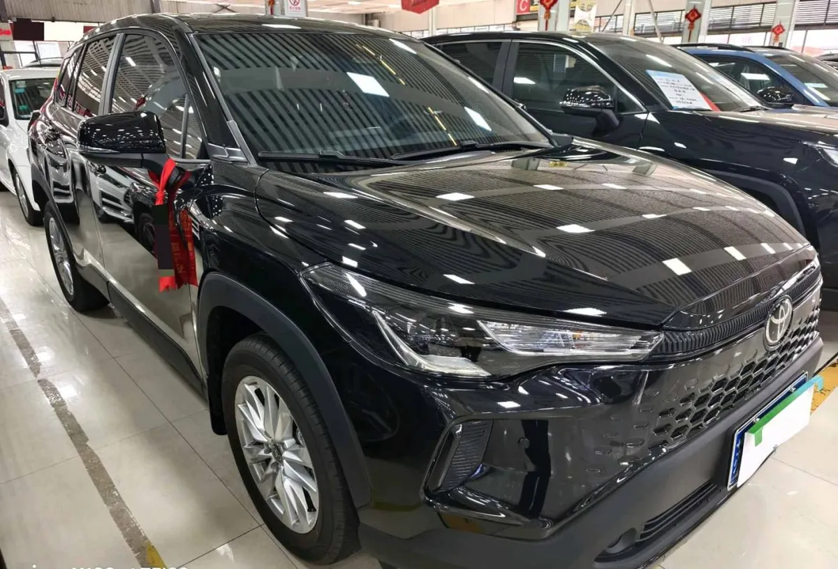 TOYOTA COROLLA CROSS 2025