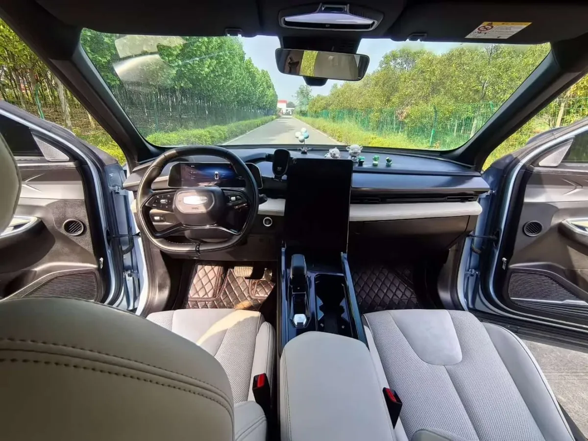 GEELY BOYUE COOL 2023