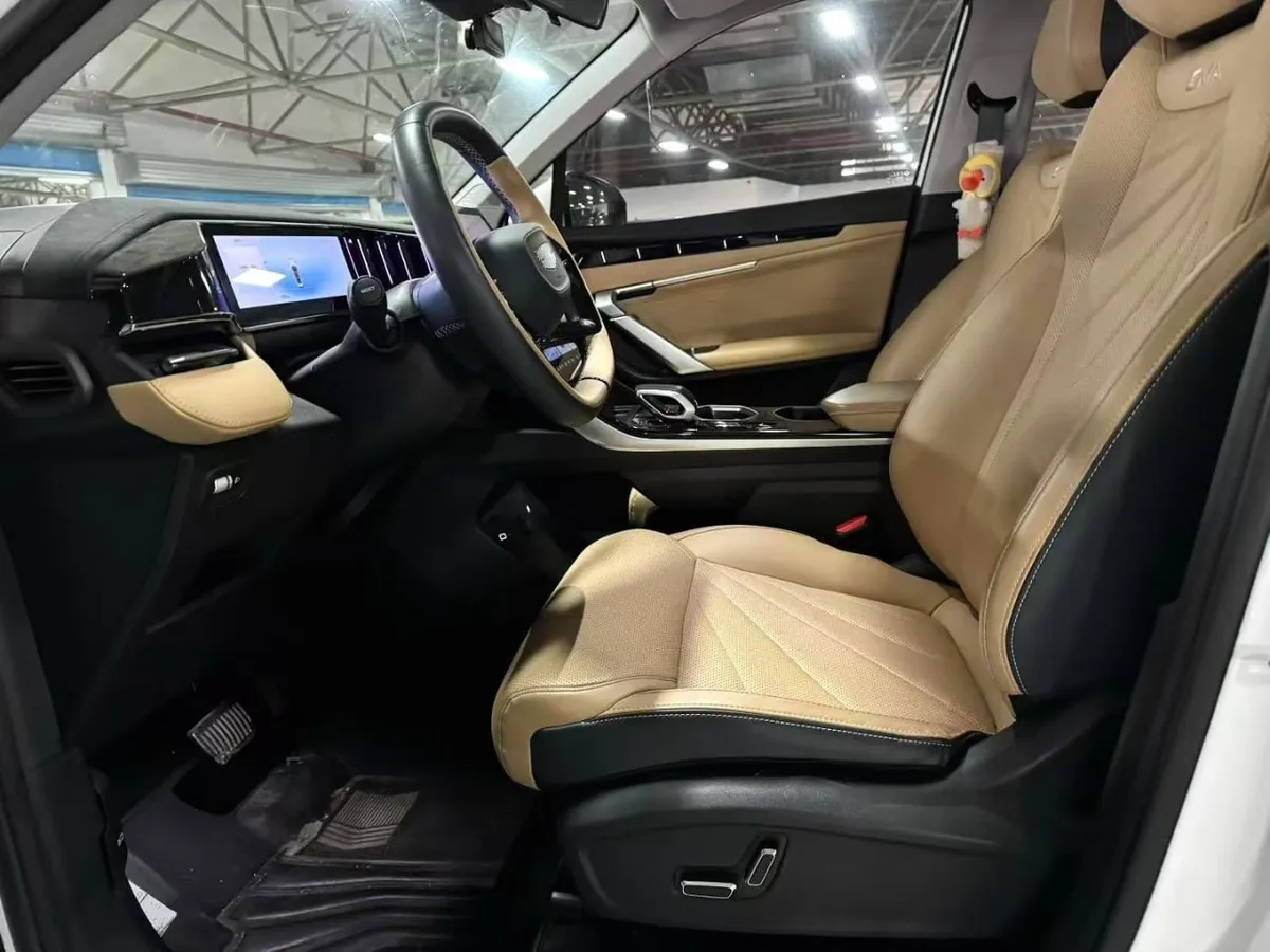 GEELY BOYUEL PREMIUM 2023