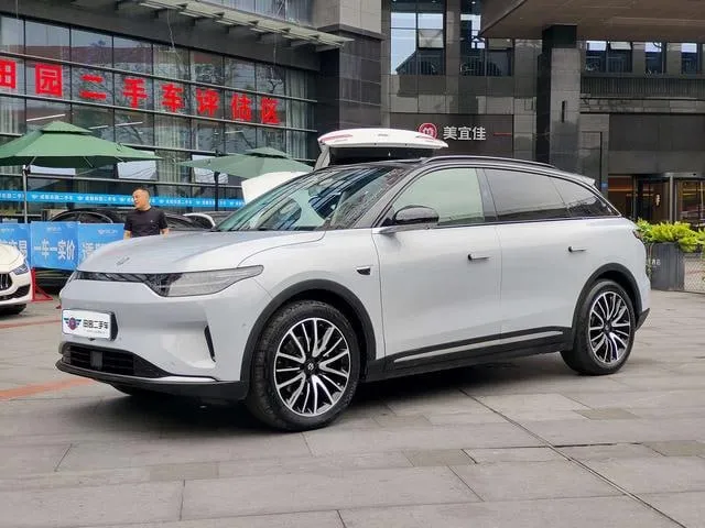 LEAPMOTOR C11 LUXURY 2021