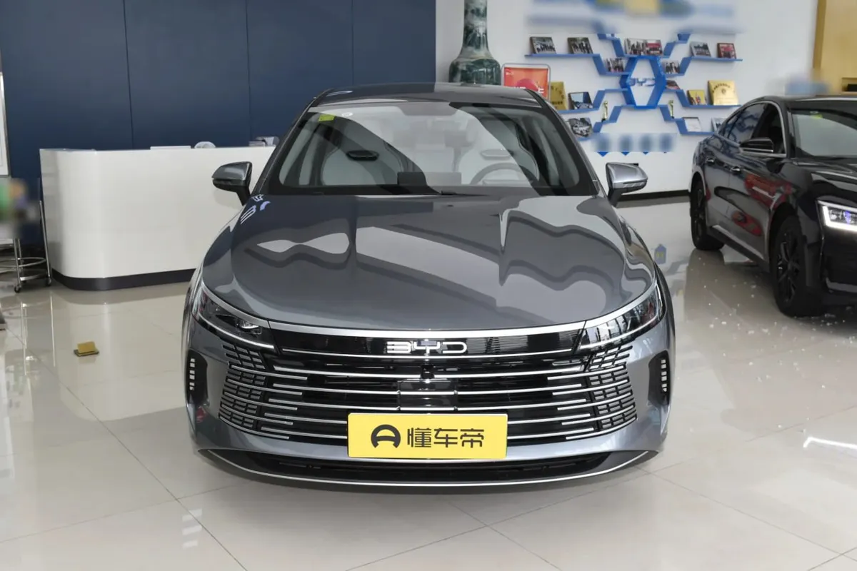 BYD DESTROYER DM-I 55KM DESTROYER 05 DM-I 55KM 2025