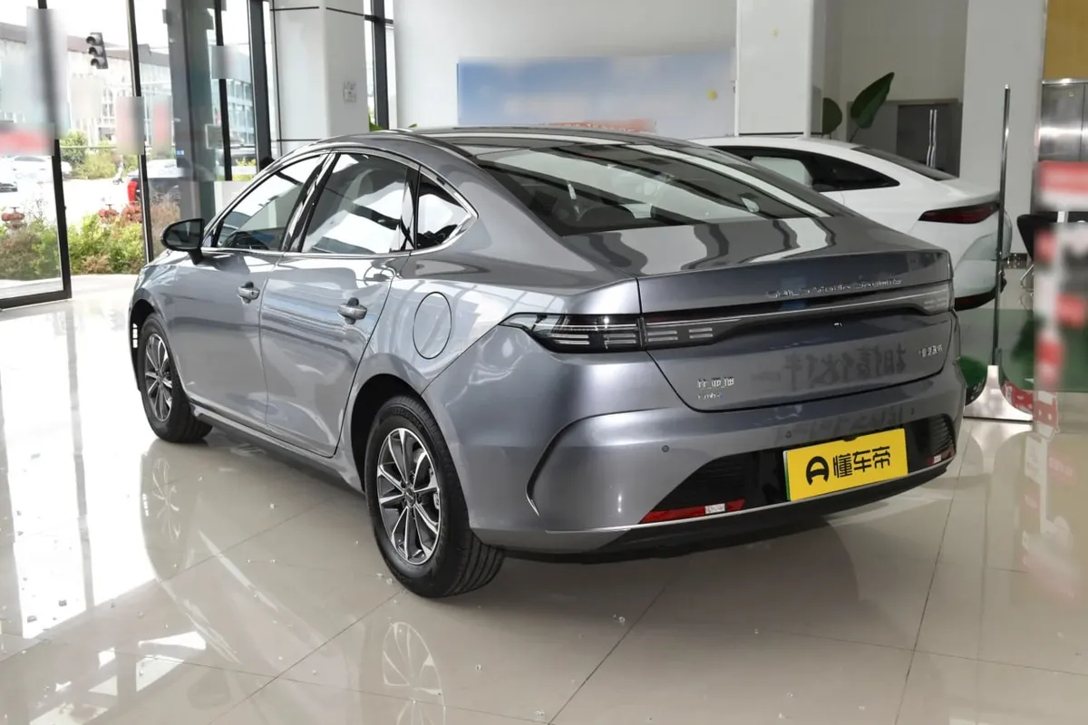 BYD DESTROYER DM-I 55KM DESTROYER 05 DM-I 55KM 2025