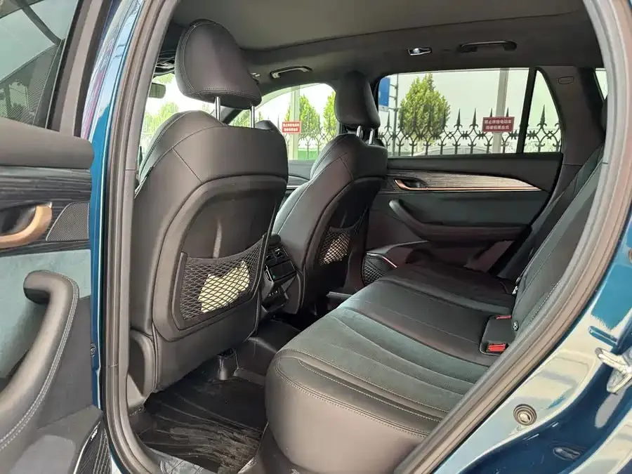 GEELY MONJARO FOUR-WHEEL 2022