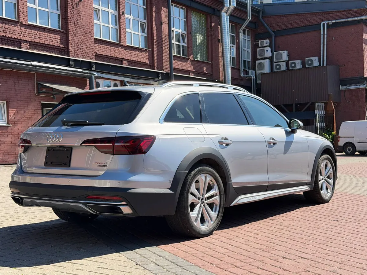 AUDI A4 ALLROAD B9 2021