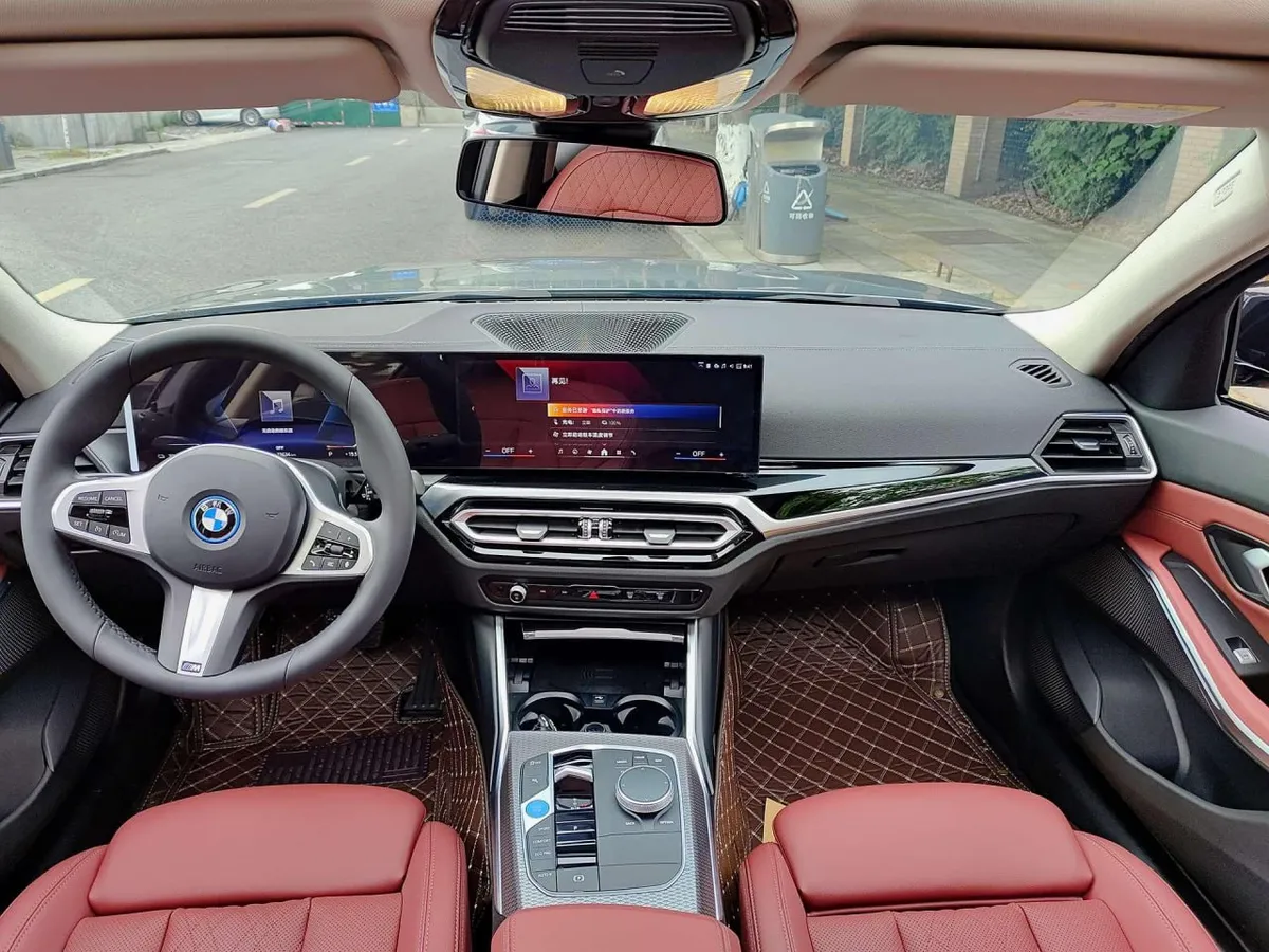 BMW I3 2023