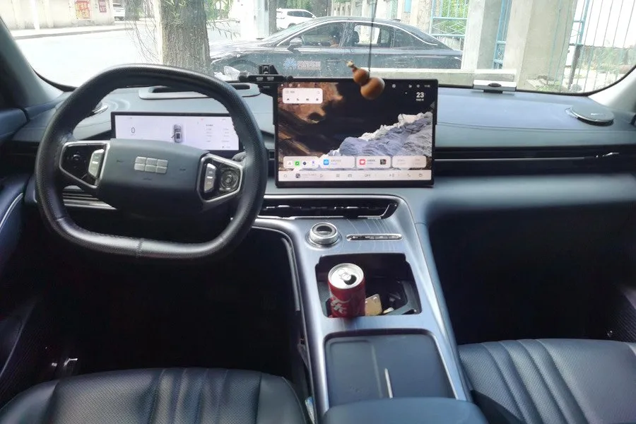 GEELY E5 2025