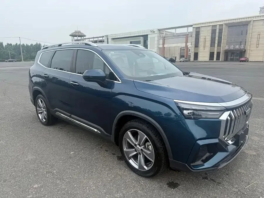 GEELY OKAVANGO 2023
