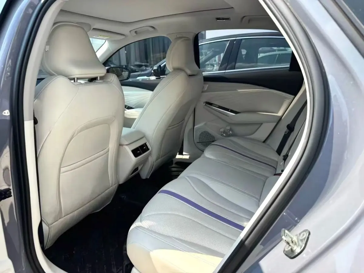 GEELY PREFACE 2024