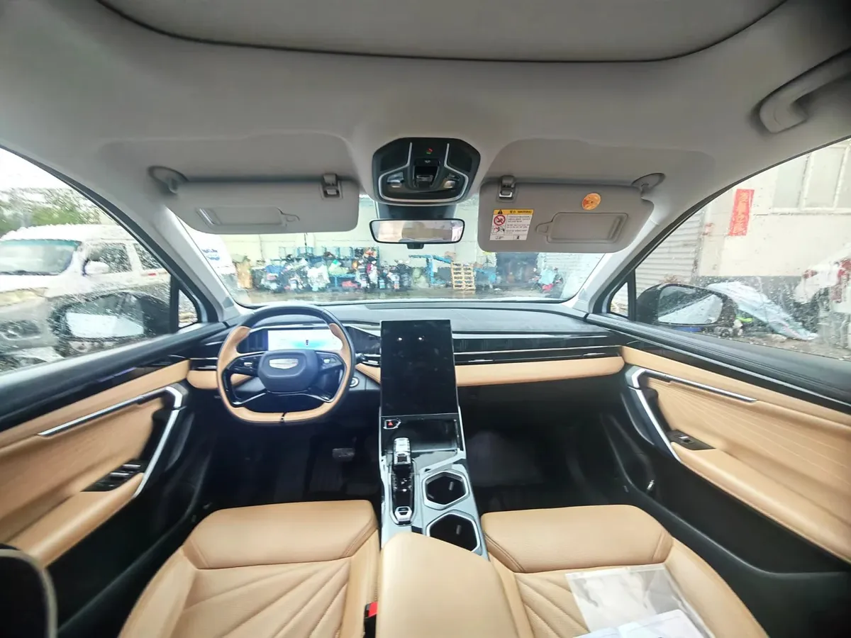 GEELY BOYUE L 2023 BOYUE L 2 2023