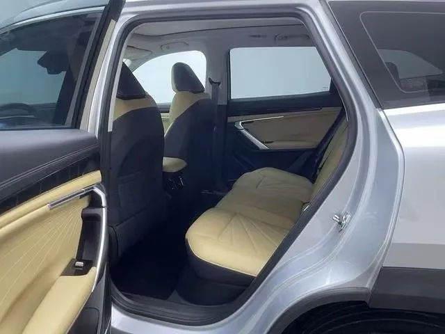 GEELY BOYUE L PREMIUM 2023