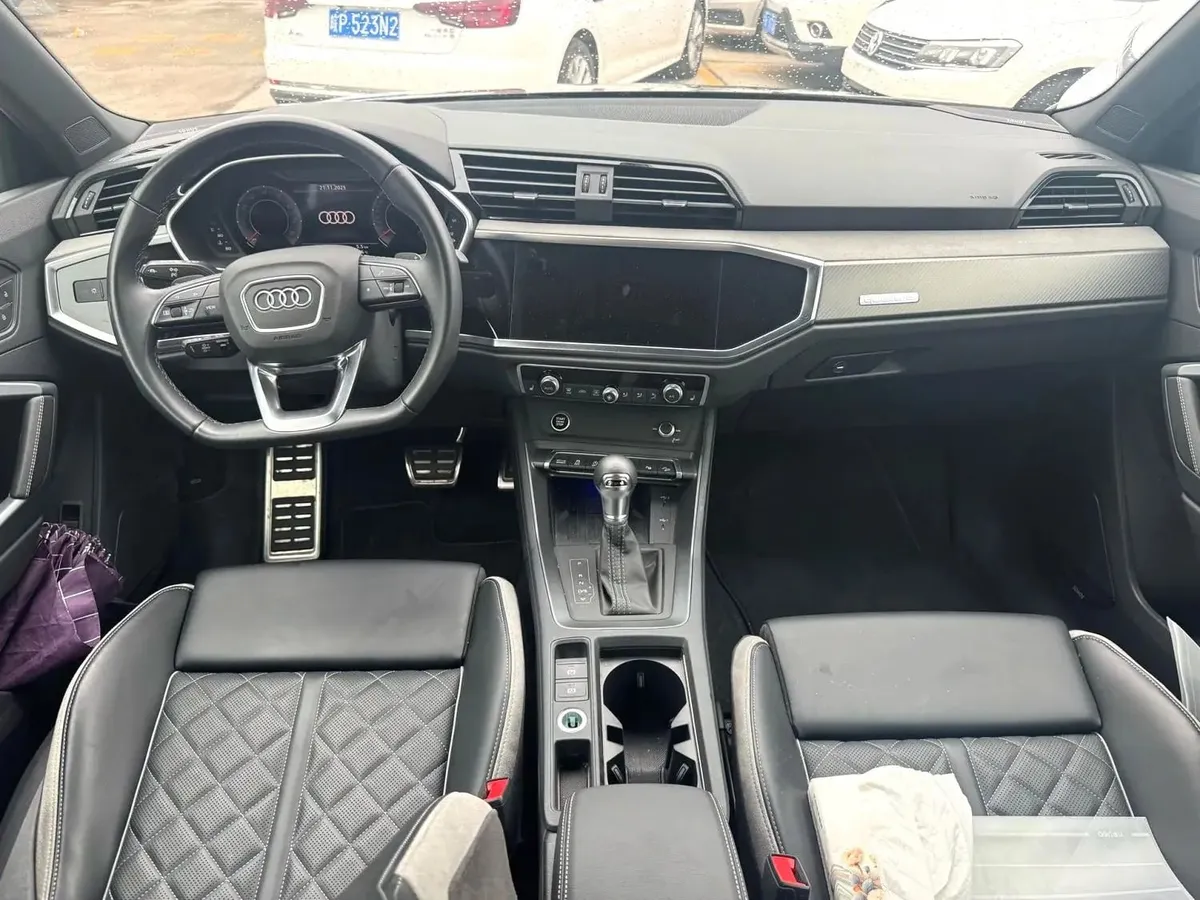 AUDI Q3 2024 Q3 2 2024